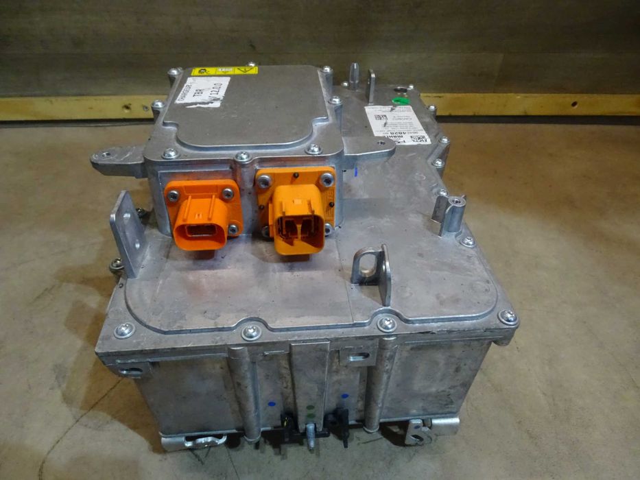 inwerter ładowarka peugeot E-208