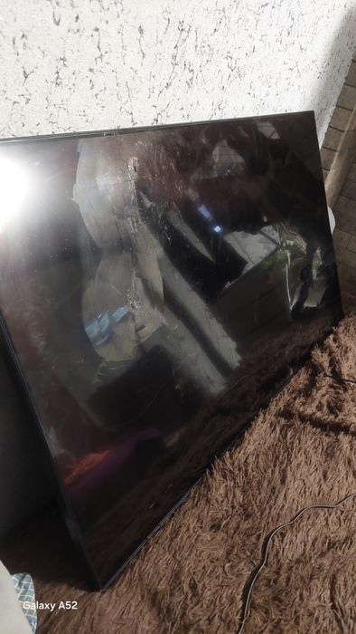 SAMSUNG  Crystal UHD 4К CU7100 2023г.