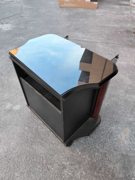 Mesa TV com tampo rotativo