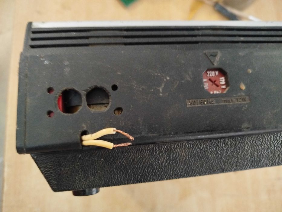 Magnetofon kasetowy Grundig CN730 Hi Fi na części stan nieznany PRL