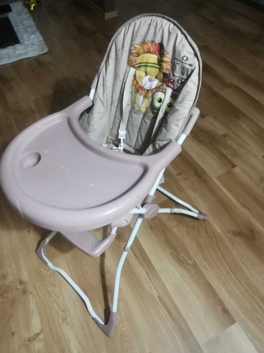 Fotelik do karmienia