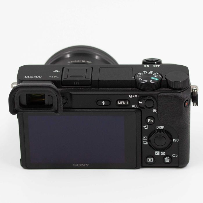 Sony a6400 + E PZ 16-50mm f/3.5-5.6 OSS - Excelente estado