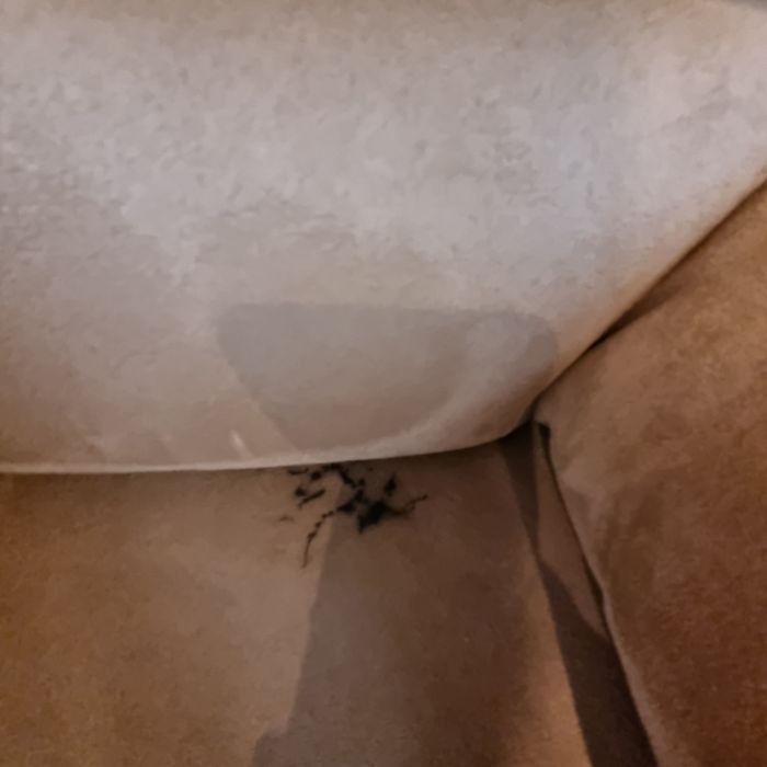 Poltrona reclinável em bom estado