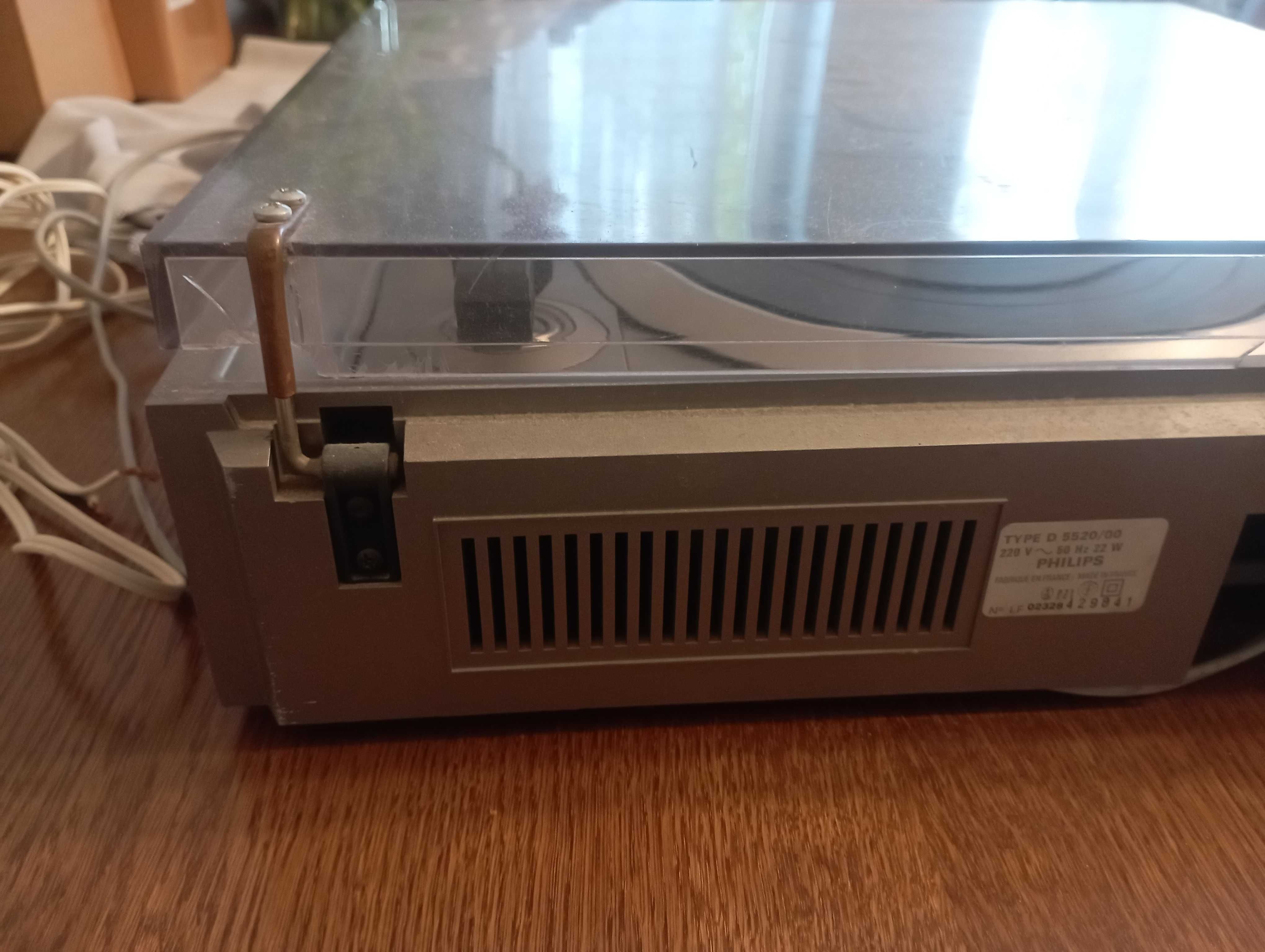 Gramofon Philips D 5520