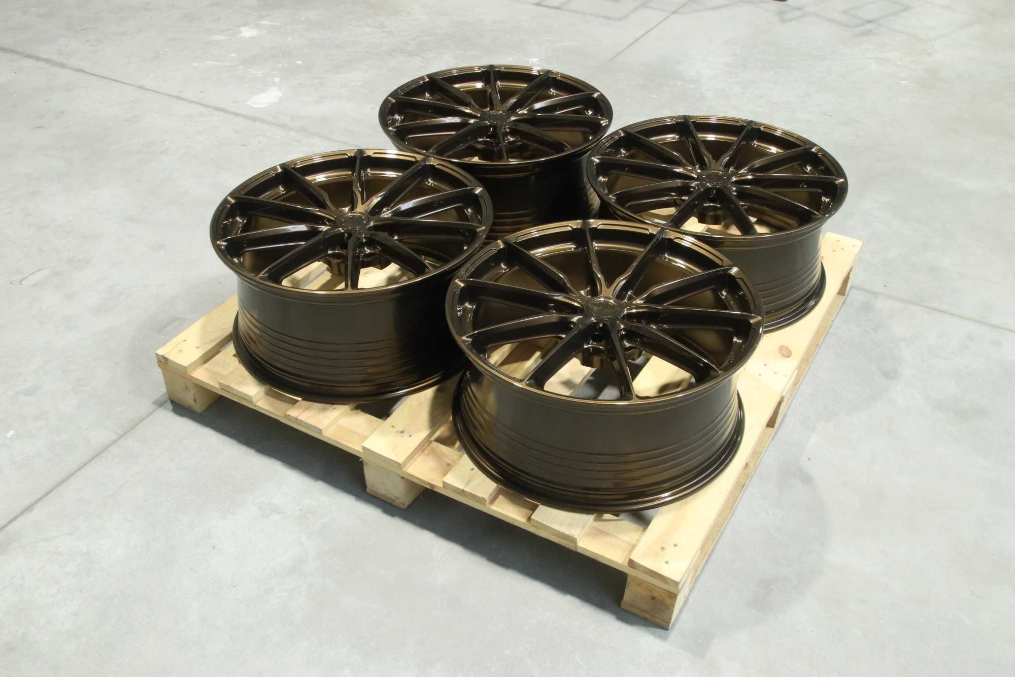 OUTLET! Felgi Japan Racing JR37 21x9 + 21x9,5 ET35 5x112 Gloss Bronze