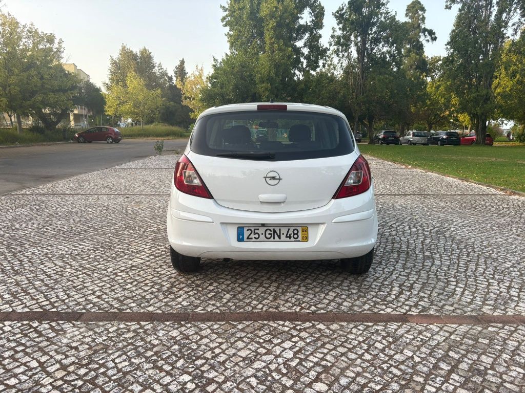 Opel Corsa 1.3 diesel Com pintura nova!!