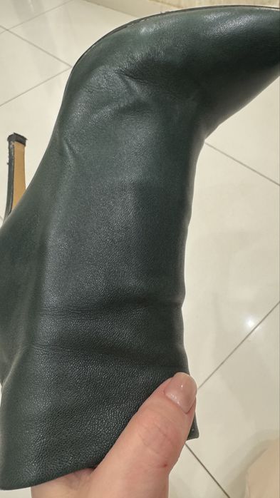 Віддам черевички шкіряні б/у