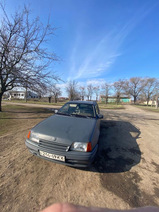 Опель кадет 1.6 универсал