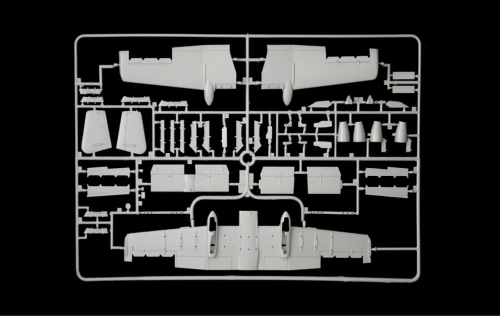 Italeri 1376 Samolot A-10 A/C Thunderbolt II (Gulf War) model 1/72