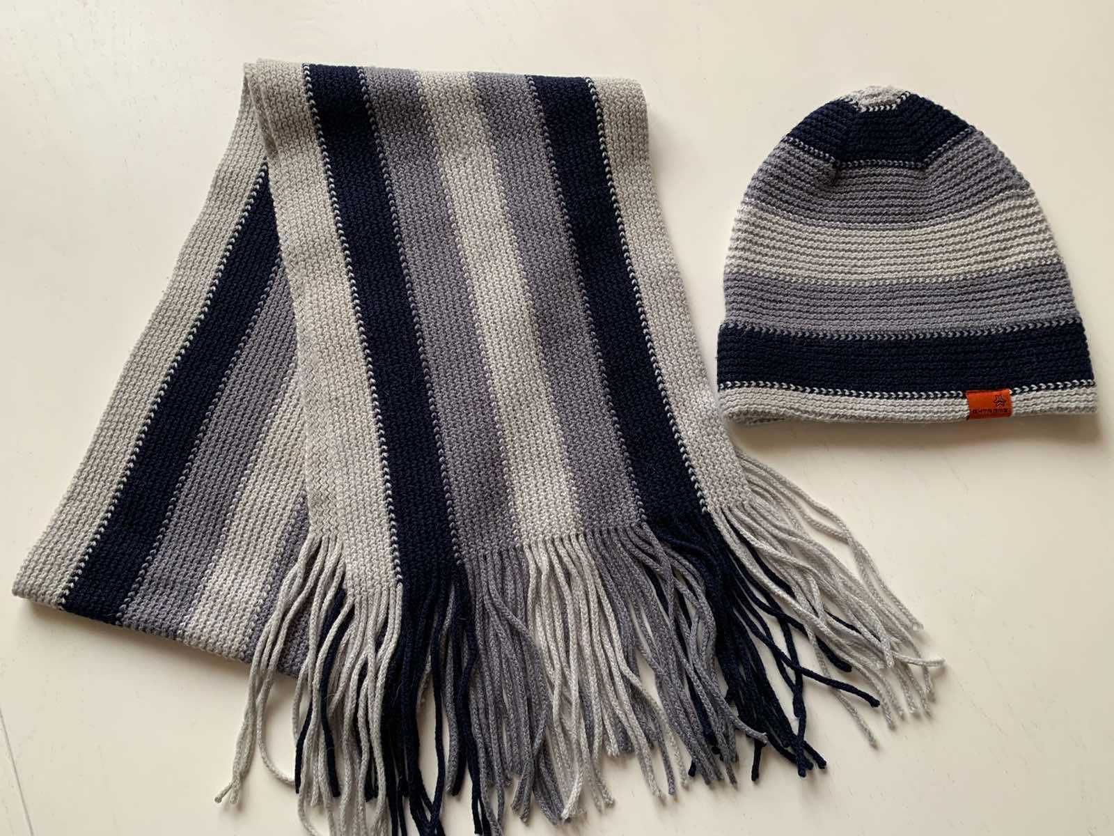 Набор для девочки - шарф и шапка размер 54