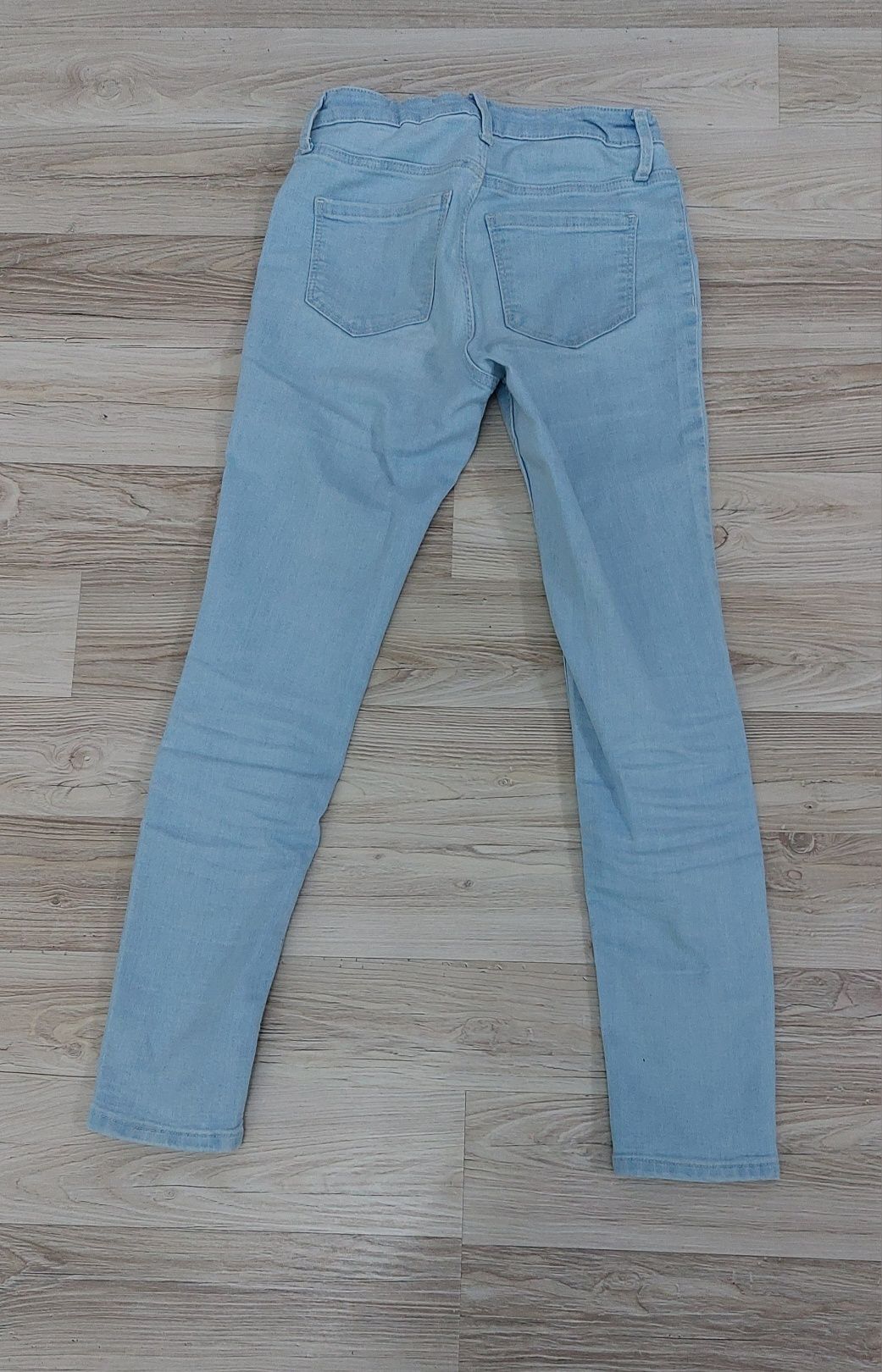 Spodnie dziewczęce jeansy H&M 134