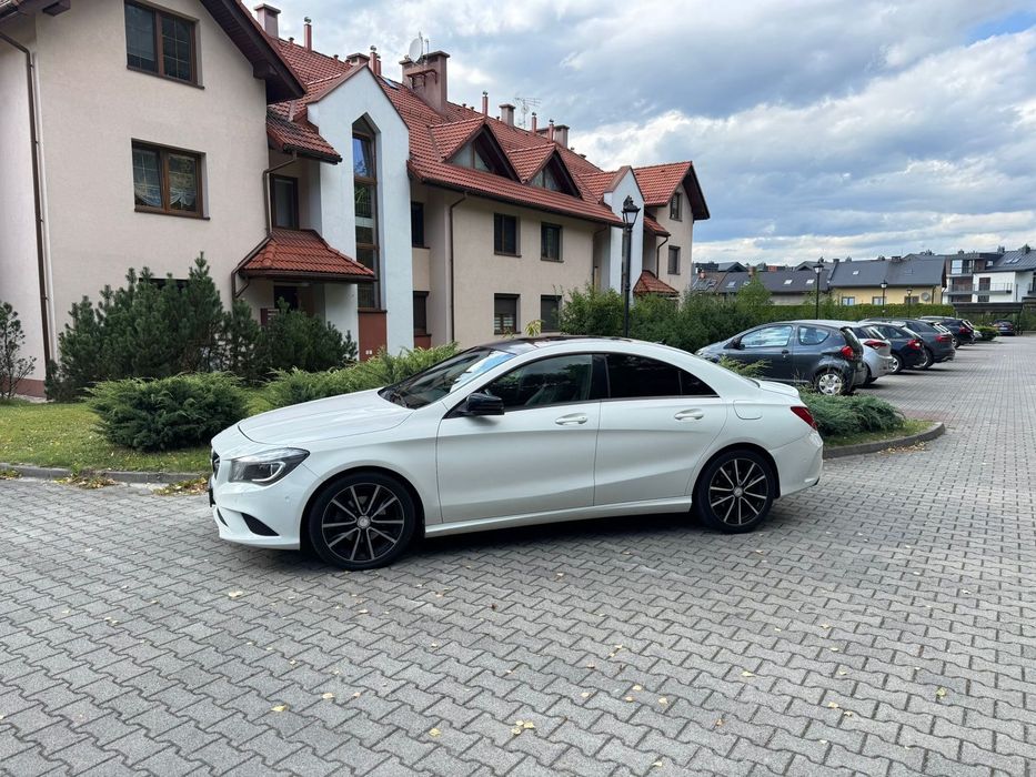 Mercedes-Benz CLA Mercedes-Benz CLA 220 CDI • 2013 • Automat • 242 000 km • Biały