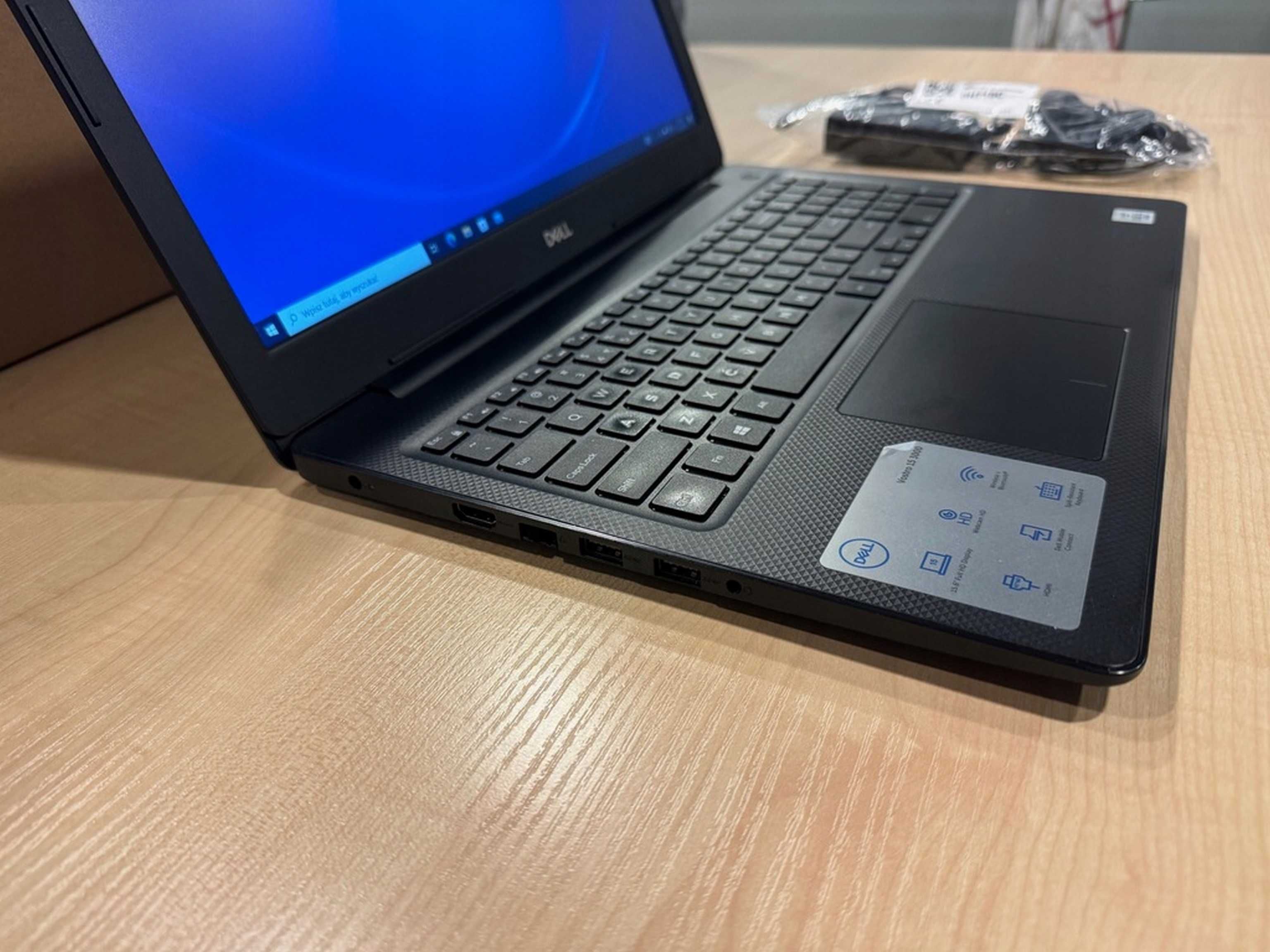Dell Vostro 15.6" Octacore i5/8GB/256Nvme gama Profissional