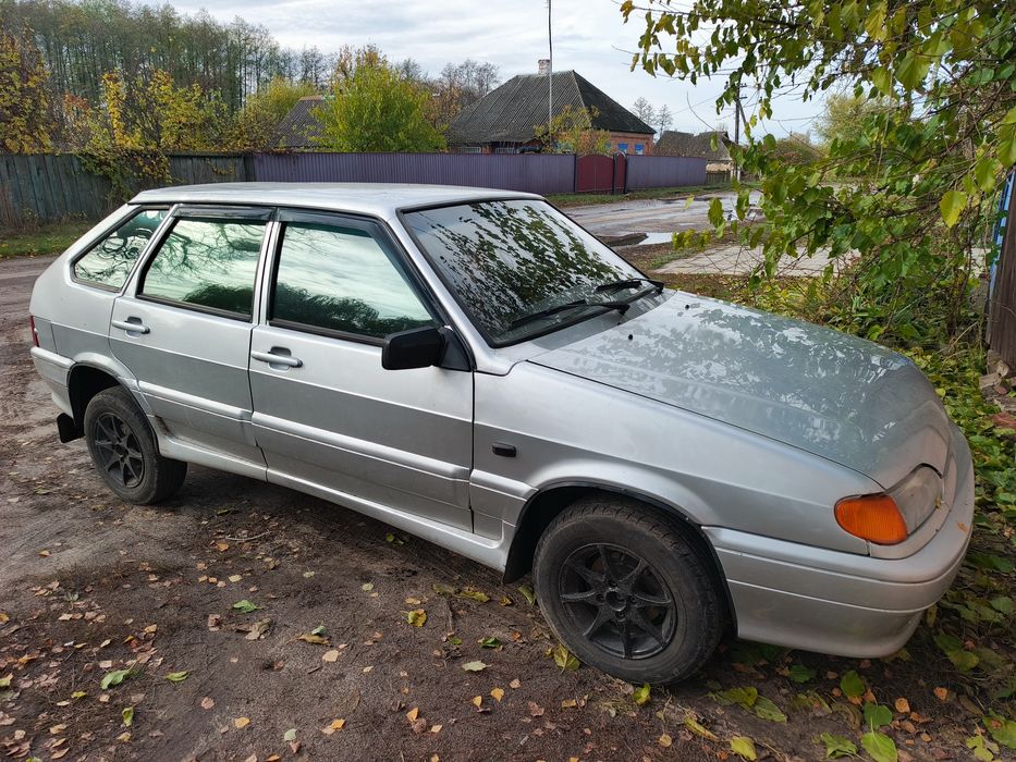 Автомобіль ВАЗ 2114