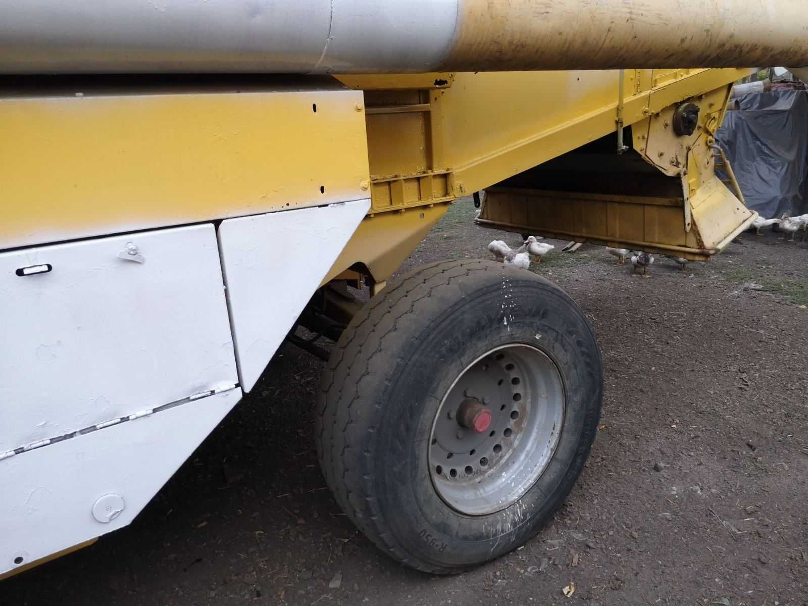 Комбайн CLAAS Домінатор 106  Знаходиться в Дніпропетровської обл