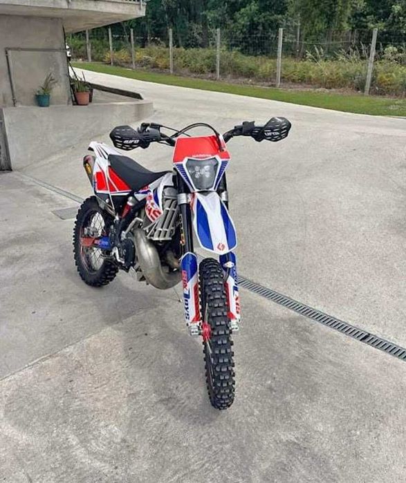 GASGAS EC300 enduro matriculada 2010