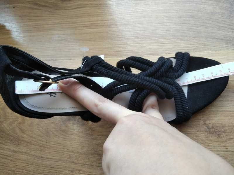Nowe szpilki sandałki H&M 40