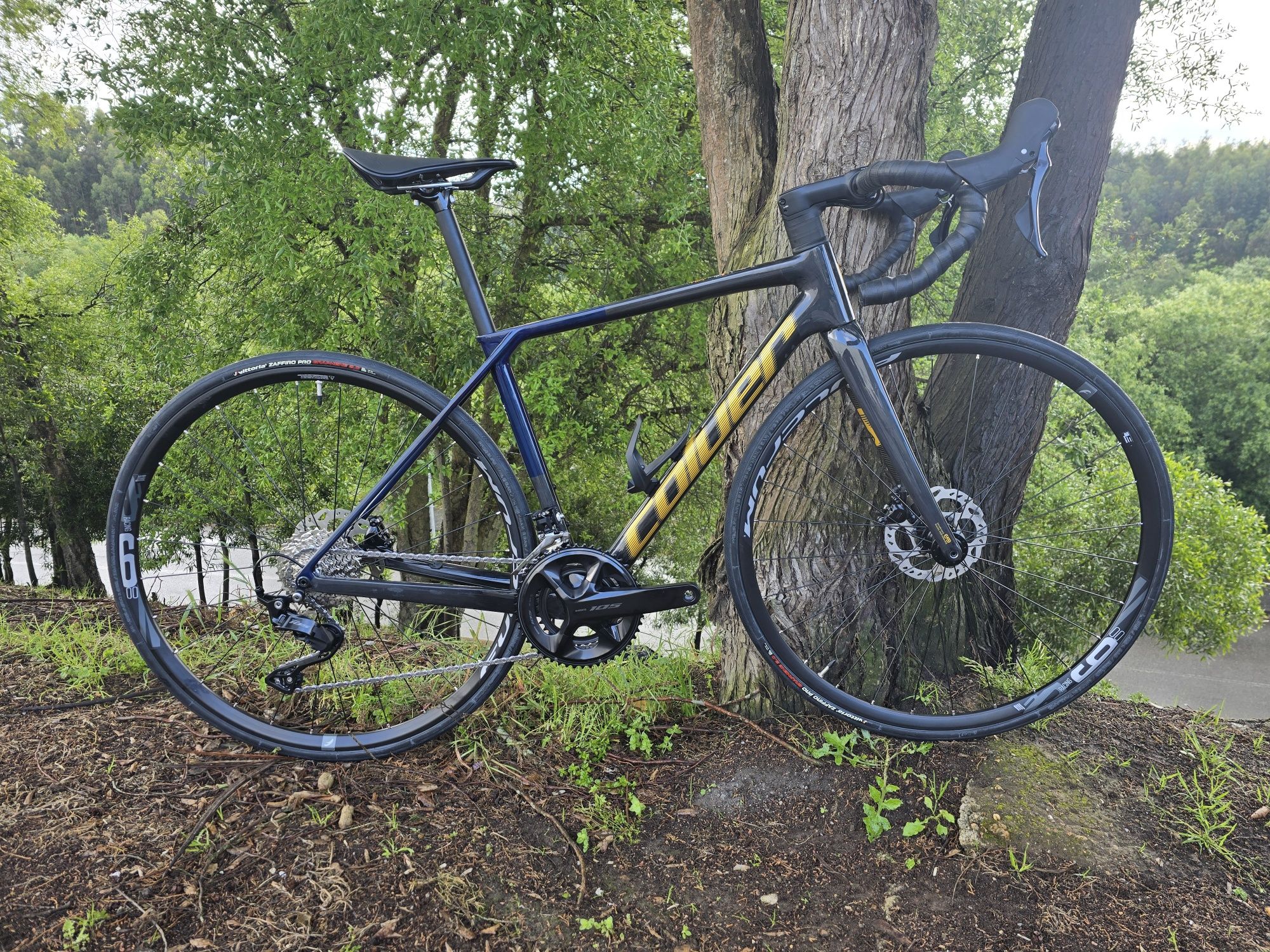 Bicicleta de estrada disco carbono 12x2v nova