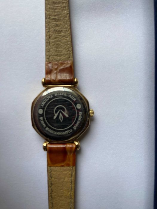 Колекційний жіночий наручний кварцевий годинник КГЗ "POLJOT"