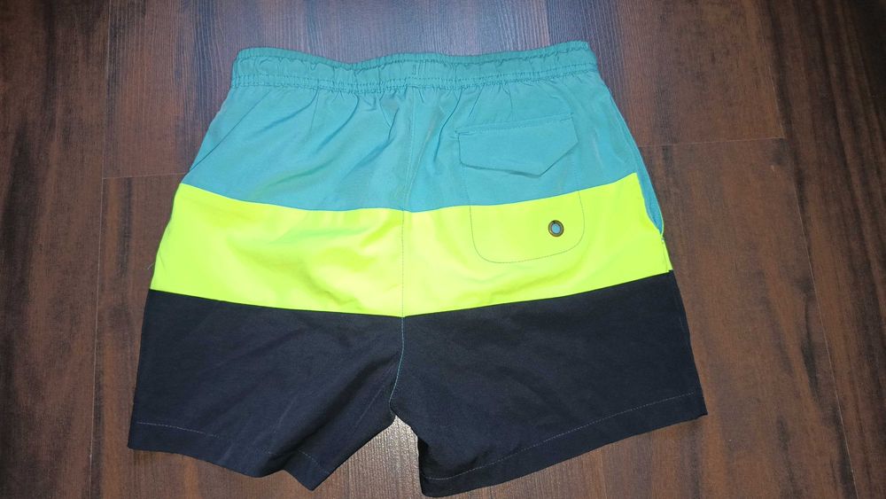 Sprzedam spodenki chłopięce 4f rozm 134/140