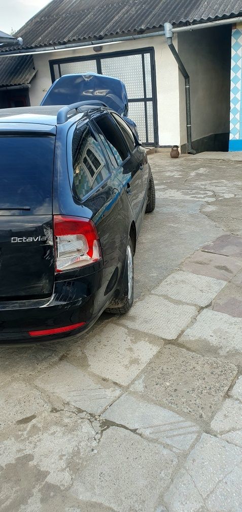 Skoda a5 rest 2013 машина на своєму ходу