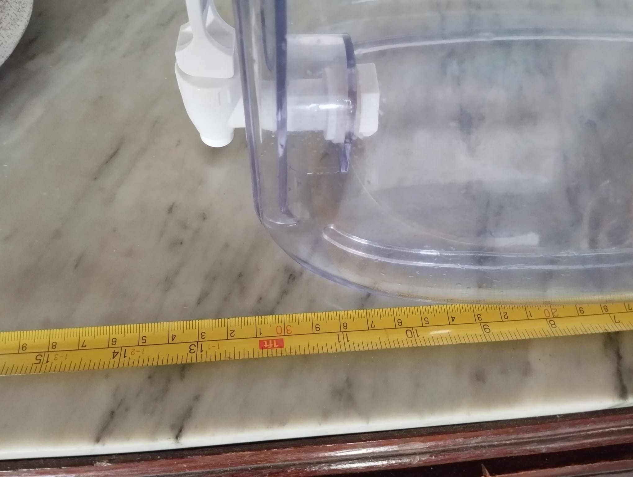 Dispensador Água sem filtros
