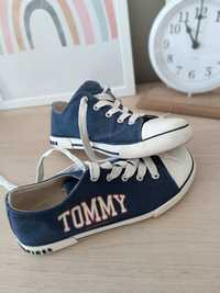 Trampki dla chłopca  Tommy Hilfiger r. 33