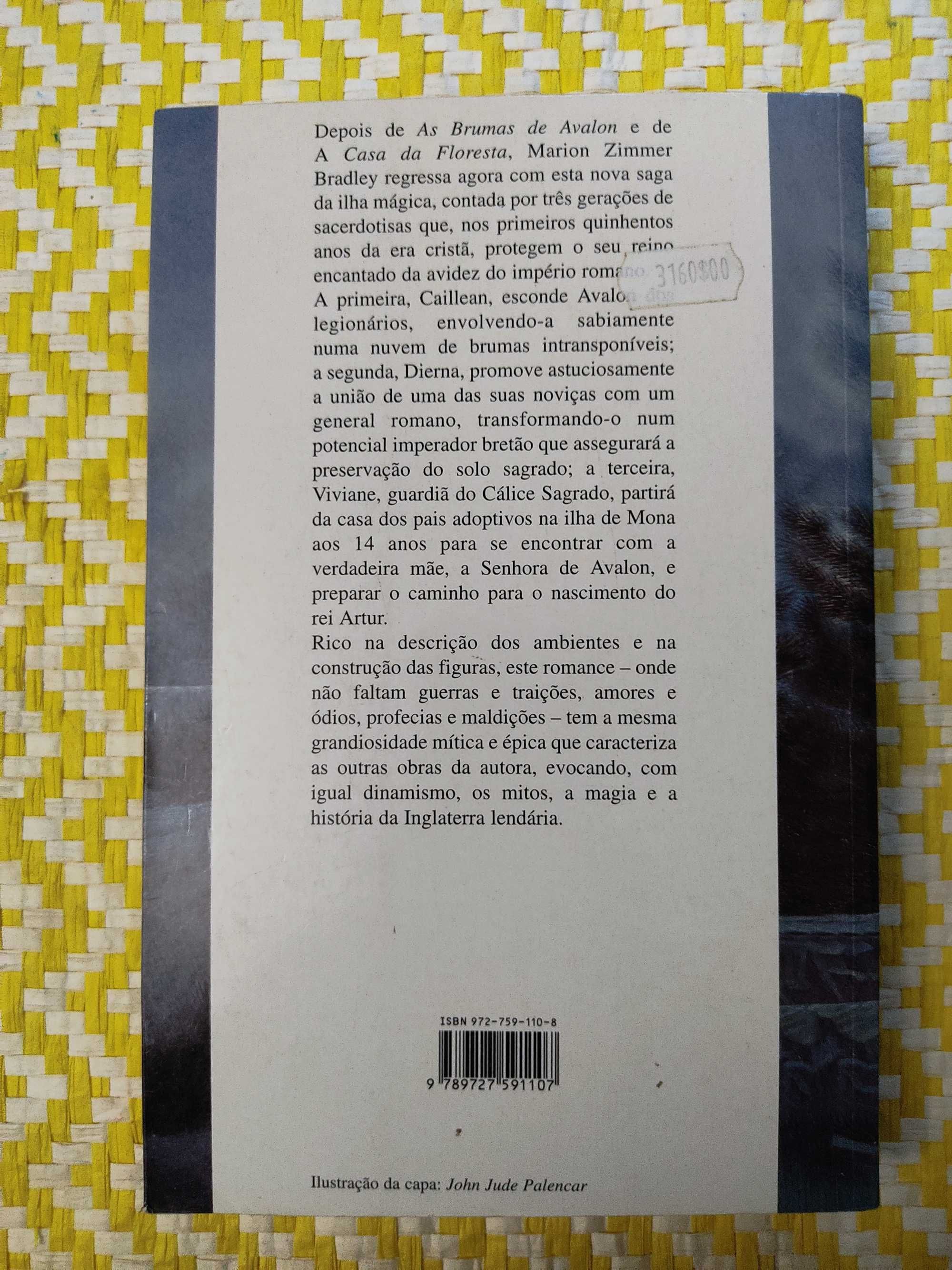 A SENHORA DE AVALON – 
Marion Zimmer Bradley