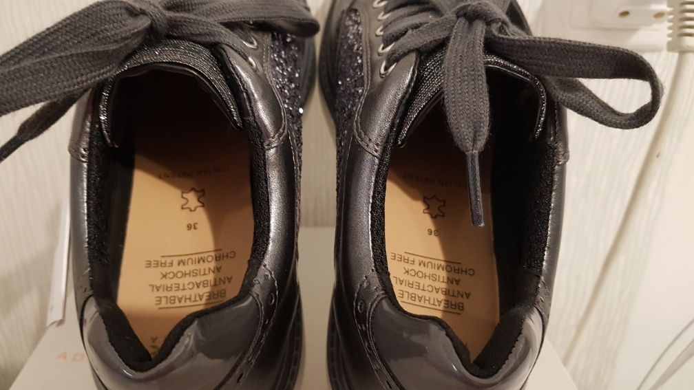 Чудесні шкіряні черевички GEOX 36 р (ботинки, туфли Geox)