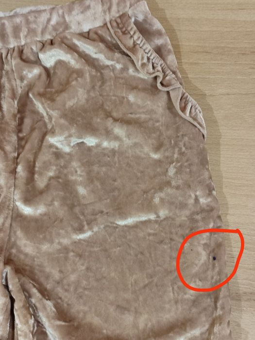 Продам велюровий костюм