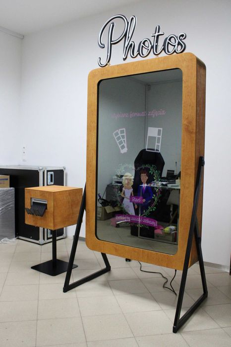 FOTOLUSTRO RETRO Selfie Mirror Boho drewniane fotobox Producent