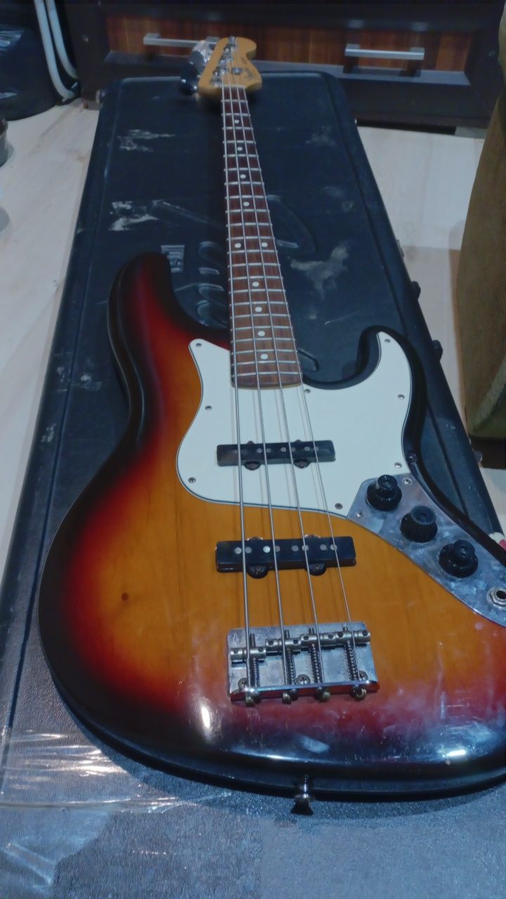 Fender Made in U.S.A jazz Bass 1990r.