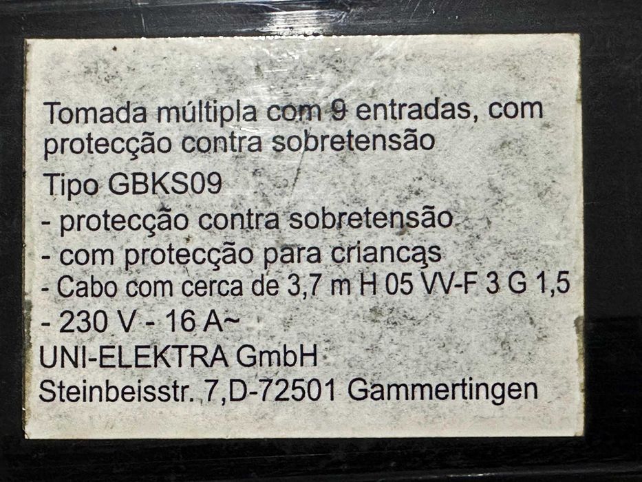 Régua de tomadas de 9 saídas