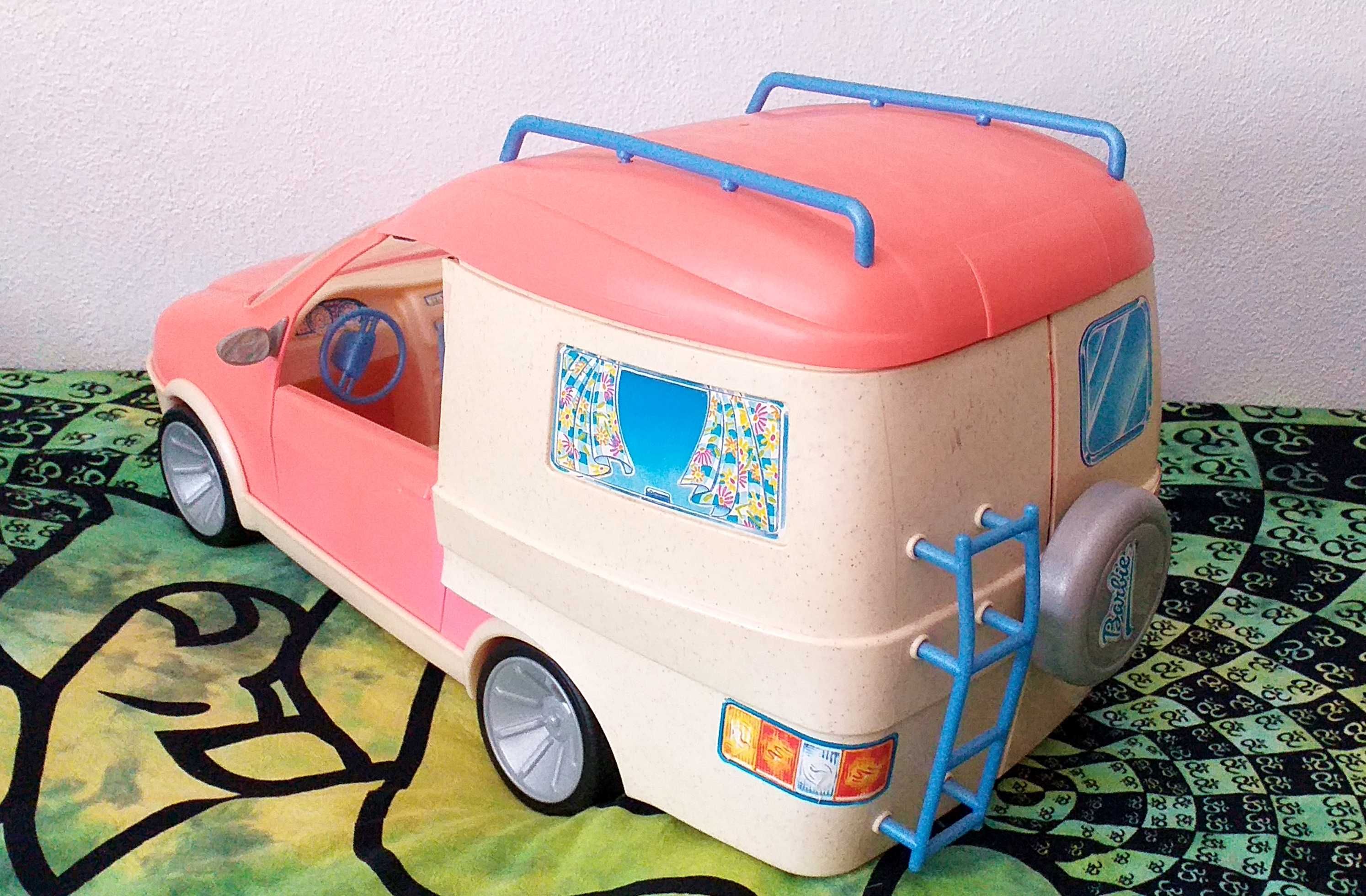 Autocaravana Holiday Camper da Barbie (2001)