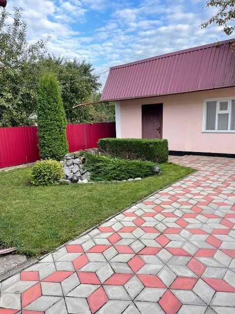 Продам будинок. Центр.