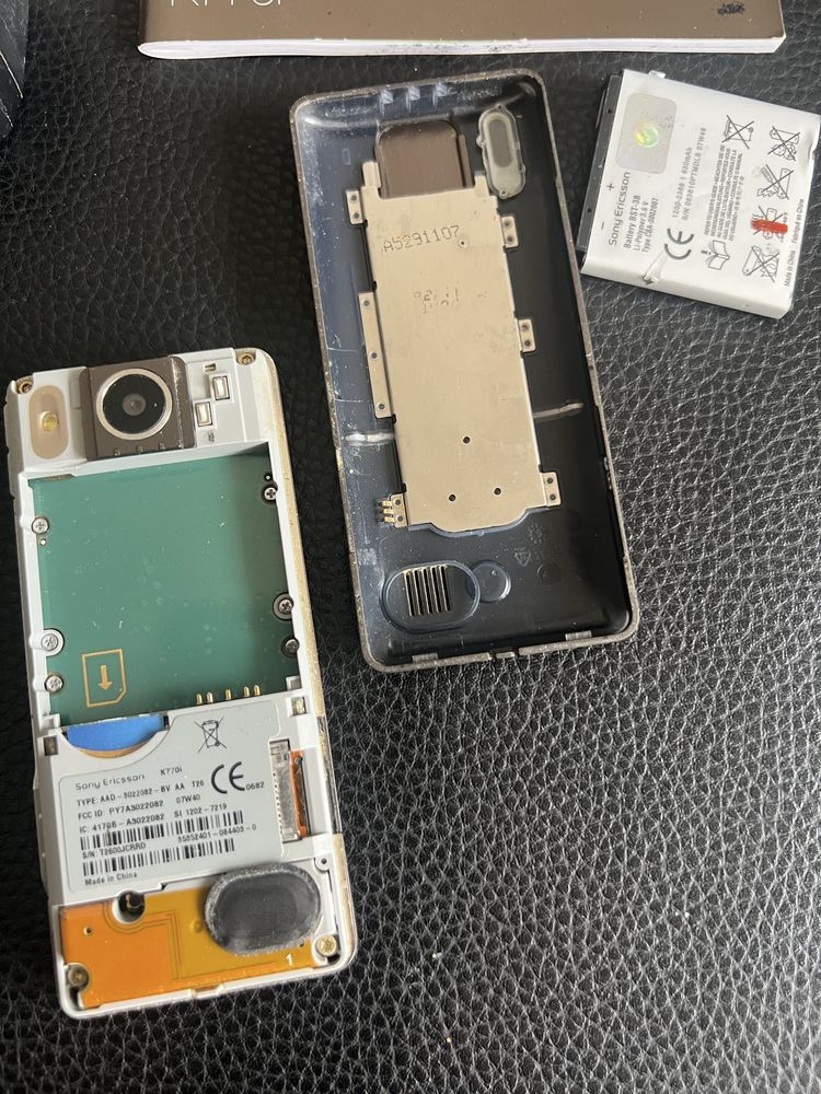 Мобільний телефон Sony Ericsson K770i