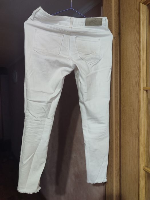 Джинси на дівчинку 140