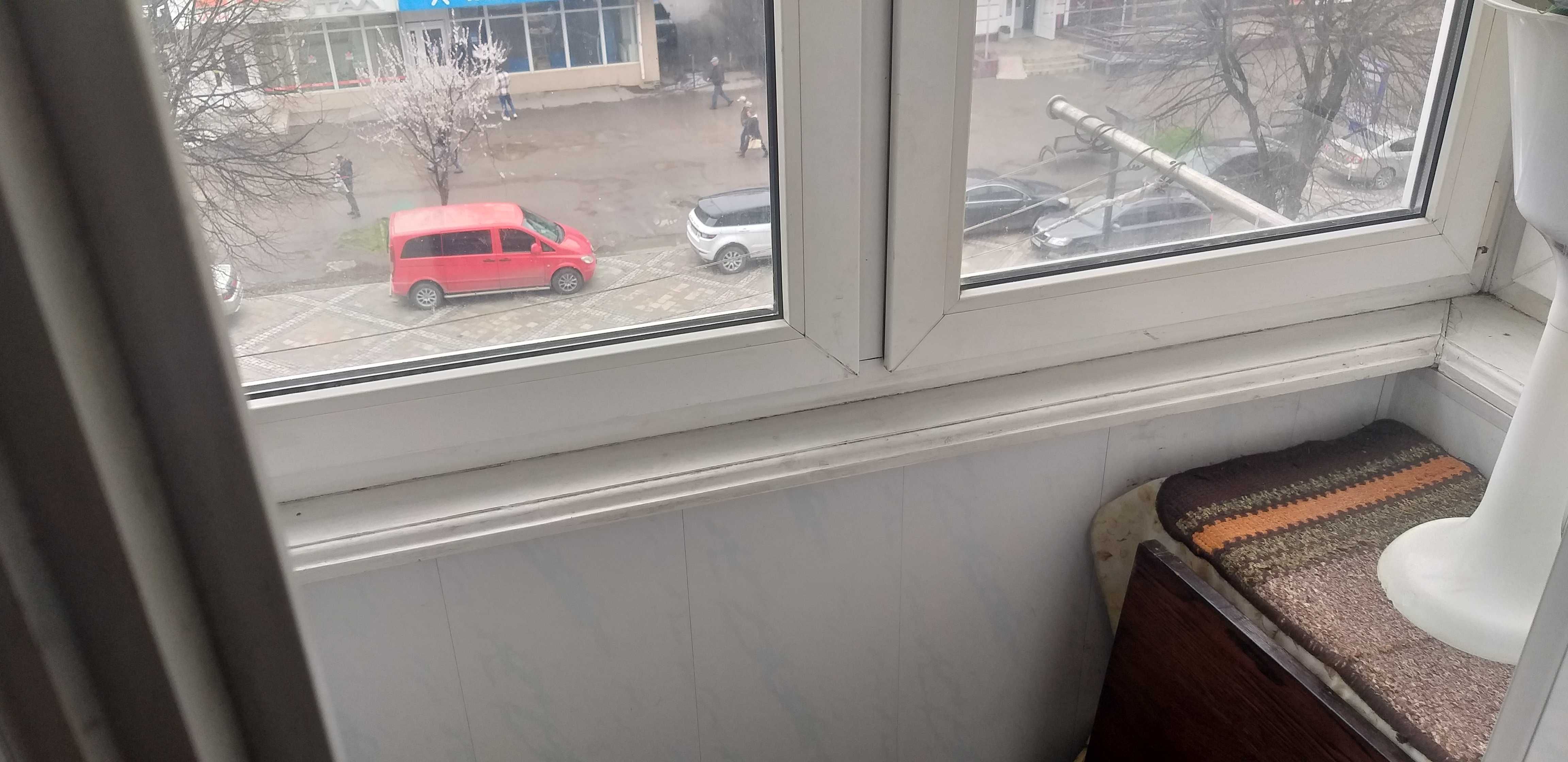 Оренда 2к.квартири, центр, район центрального ринку, військовим
