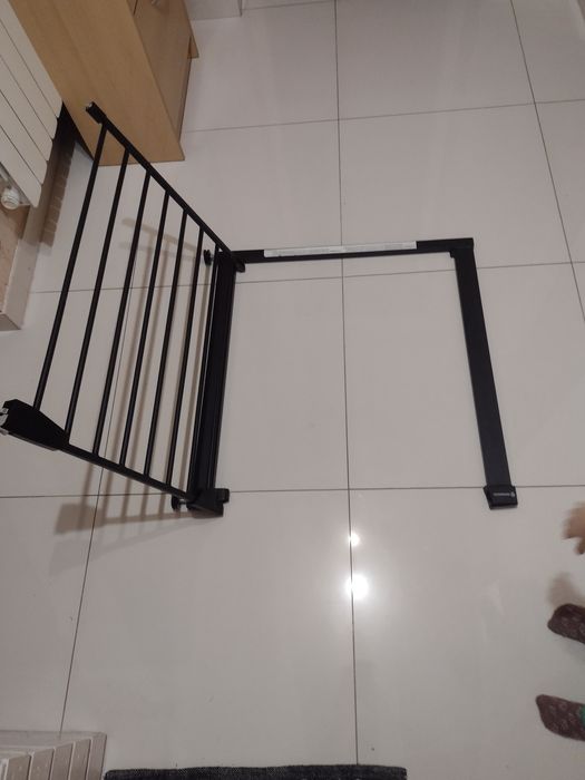 Bramka zabezpieczająca bramka ochronna na schody drzwi 70cm-80cm