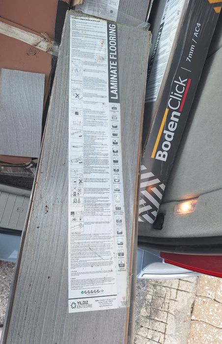 10 cxs.Chão/parket cinza