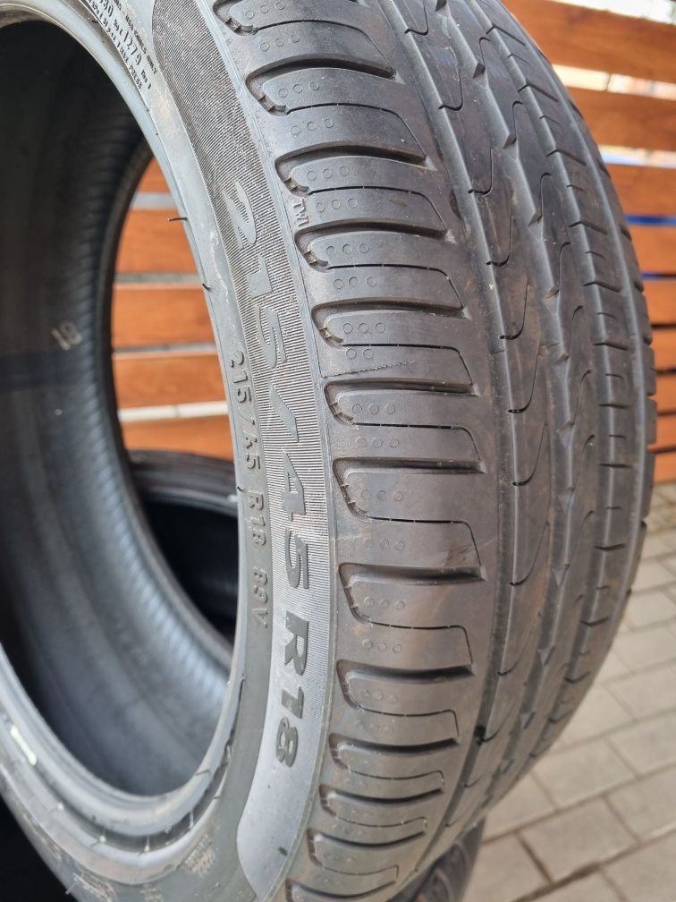 Komplet opon letnich Michelin 215.45.18.