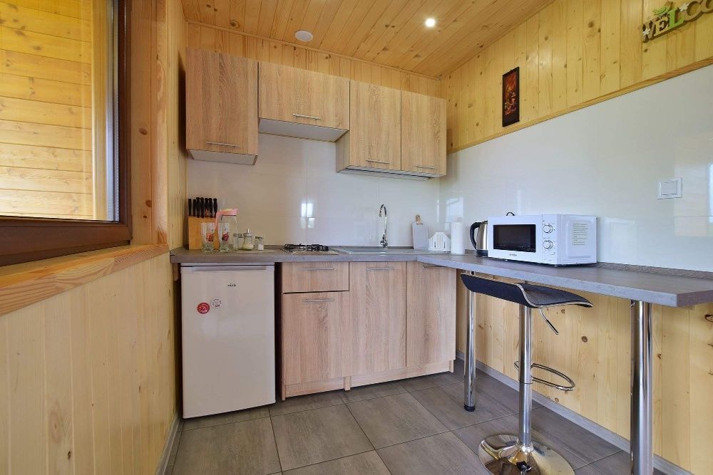 Domy SPA SAUNA oraz JACUZZI, cymbergaj Okuninka J Białe