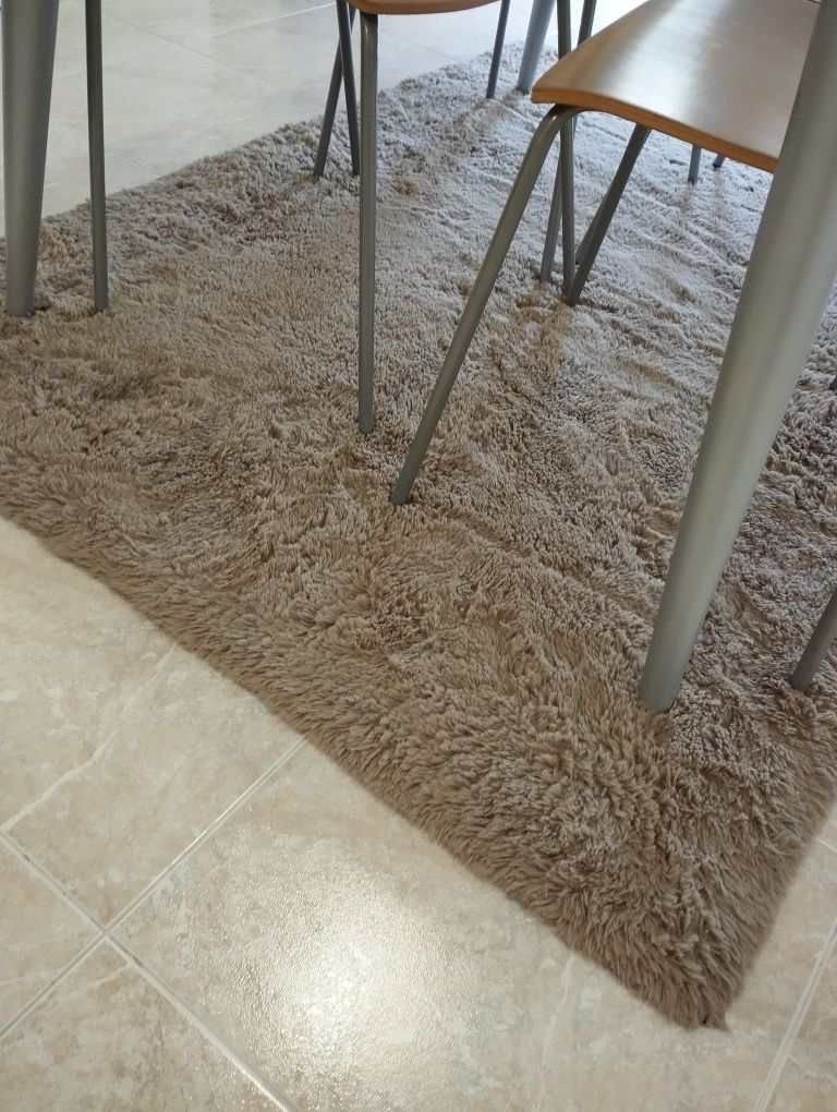 Três carpetes + tapetes de quarto