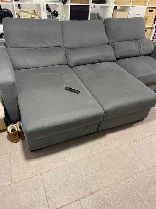 Sofa cinzento 1 year old