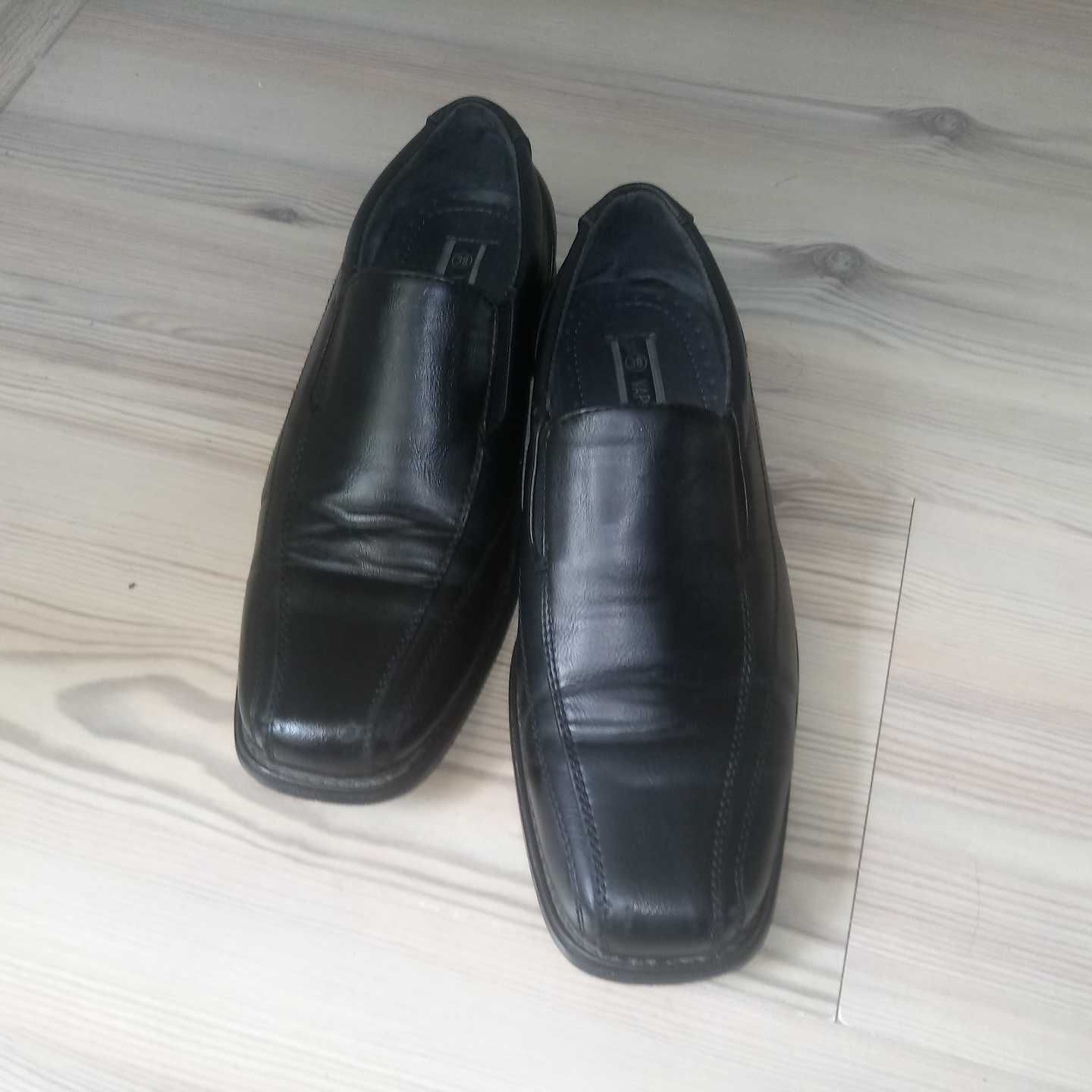 Buty komunijne chłopięce rozm. 38