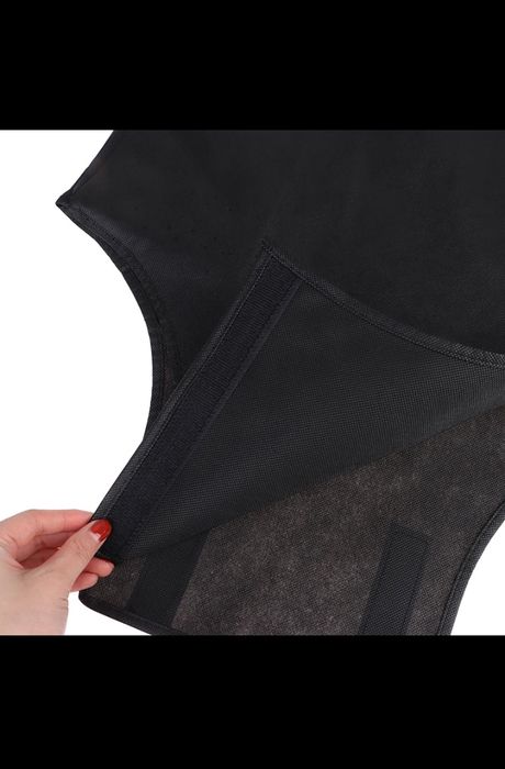 Чохол для валізи