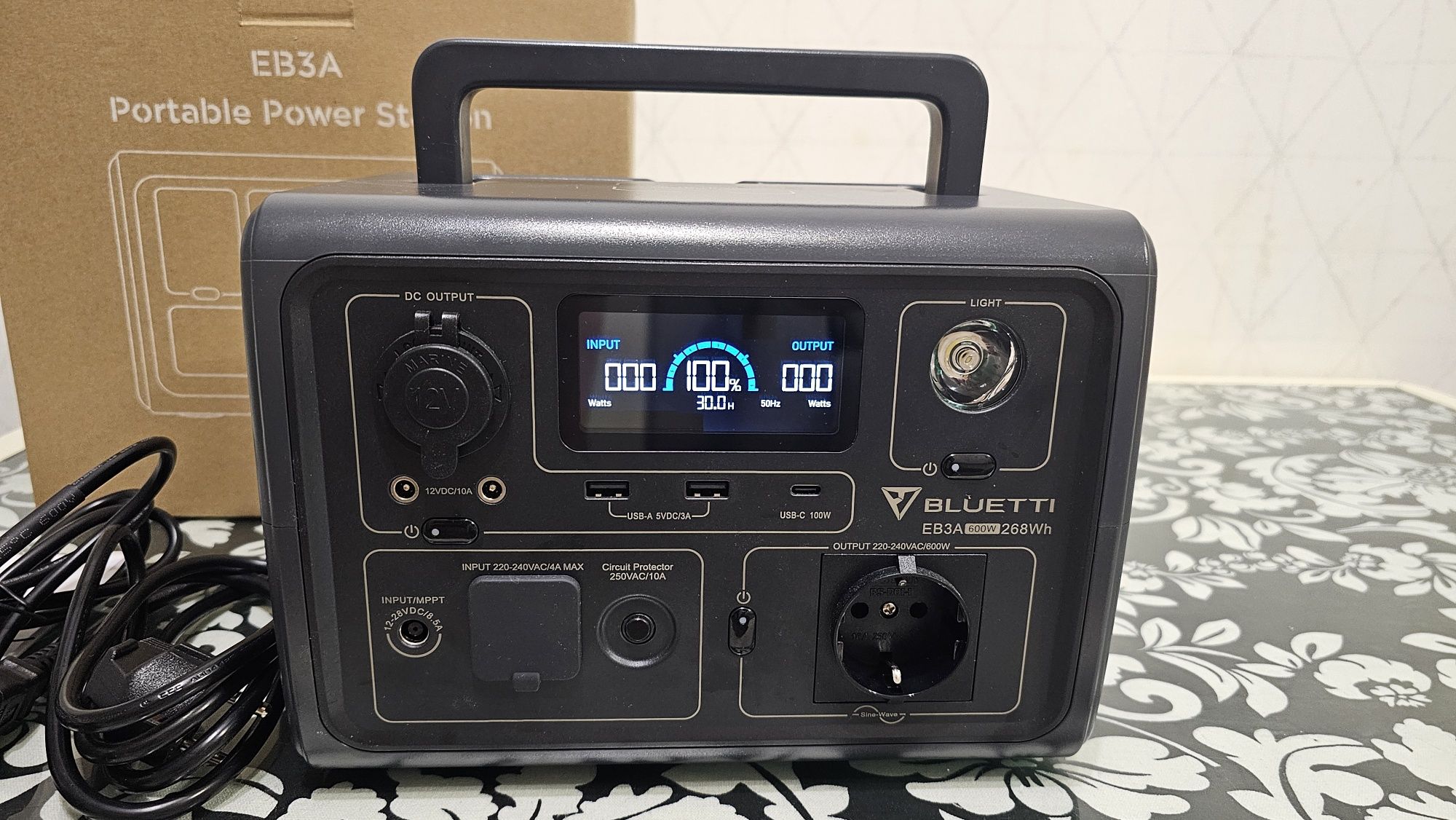 Зарядна станція Bluetti EB3A 600w LIFEPO4 Європейська версія EU