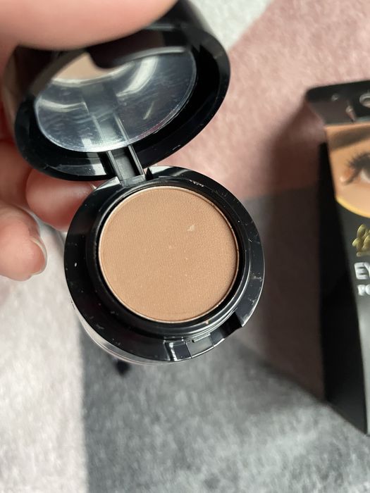 Пудра и гель для бровей. Два в одном. Коричневый.