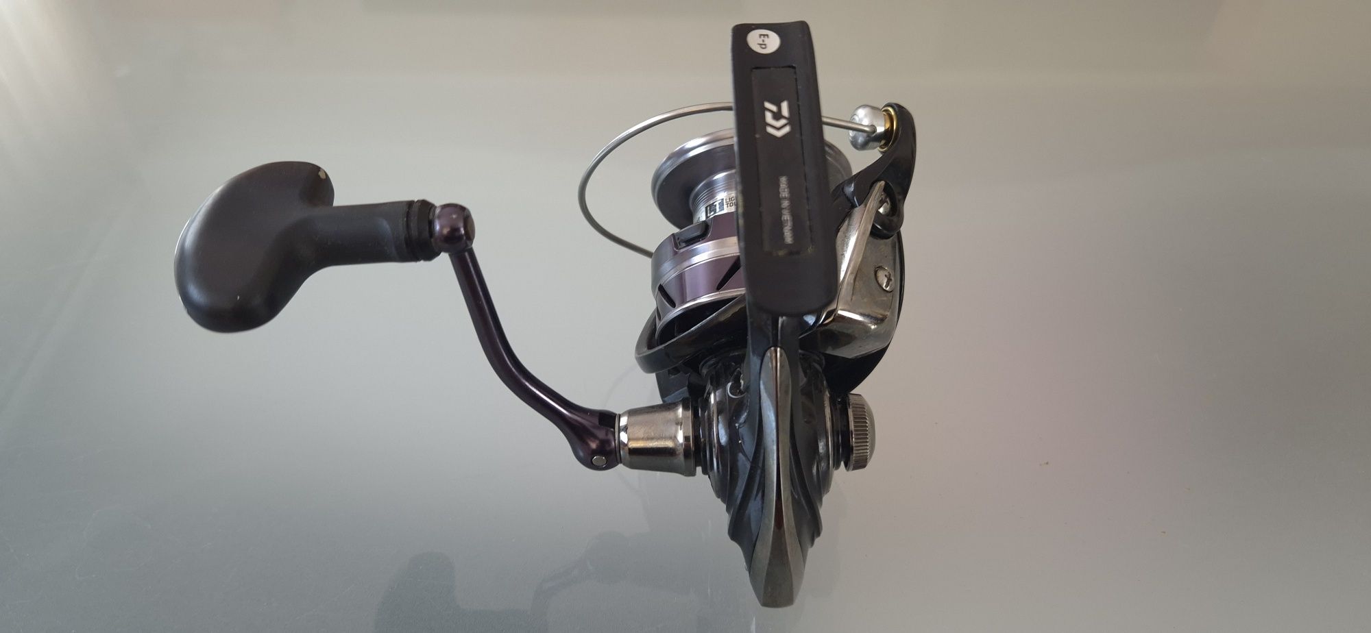 Kolowrotek Daiwa Ninja Black/Silver BS LT 5000-C