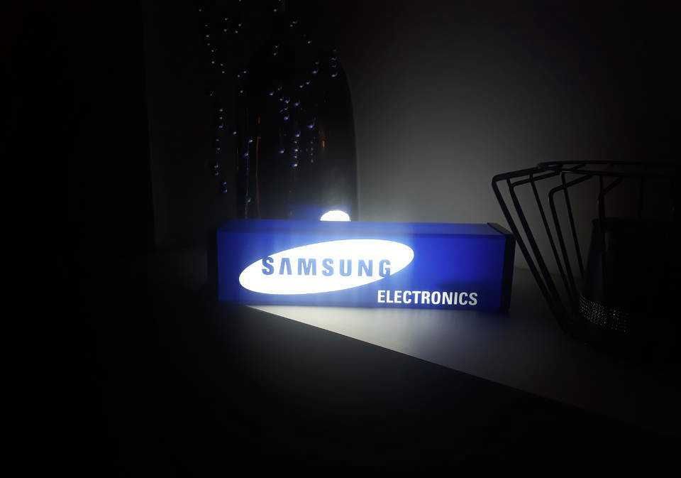 Kaseton lampka baner samsung